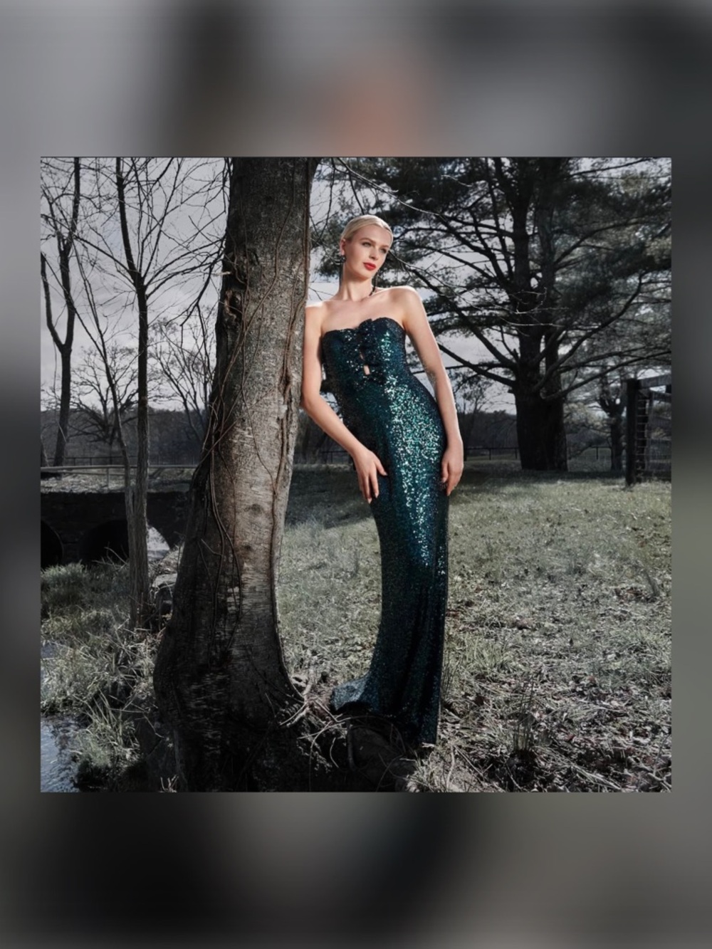 BADGLEY MISCHKA Strapless Bow Front Sequin Mermaid Gown - Picture 4 of 4